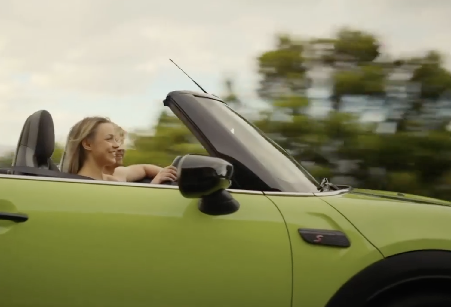 Advertising — turntable